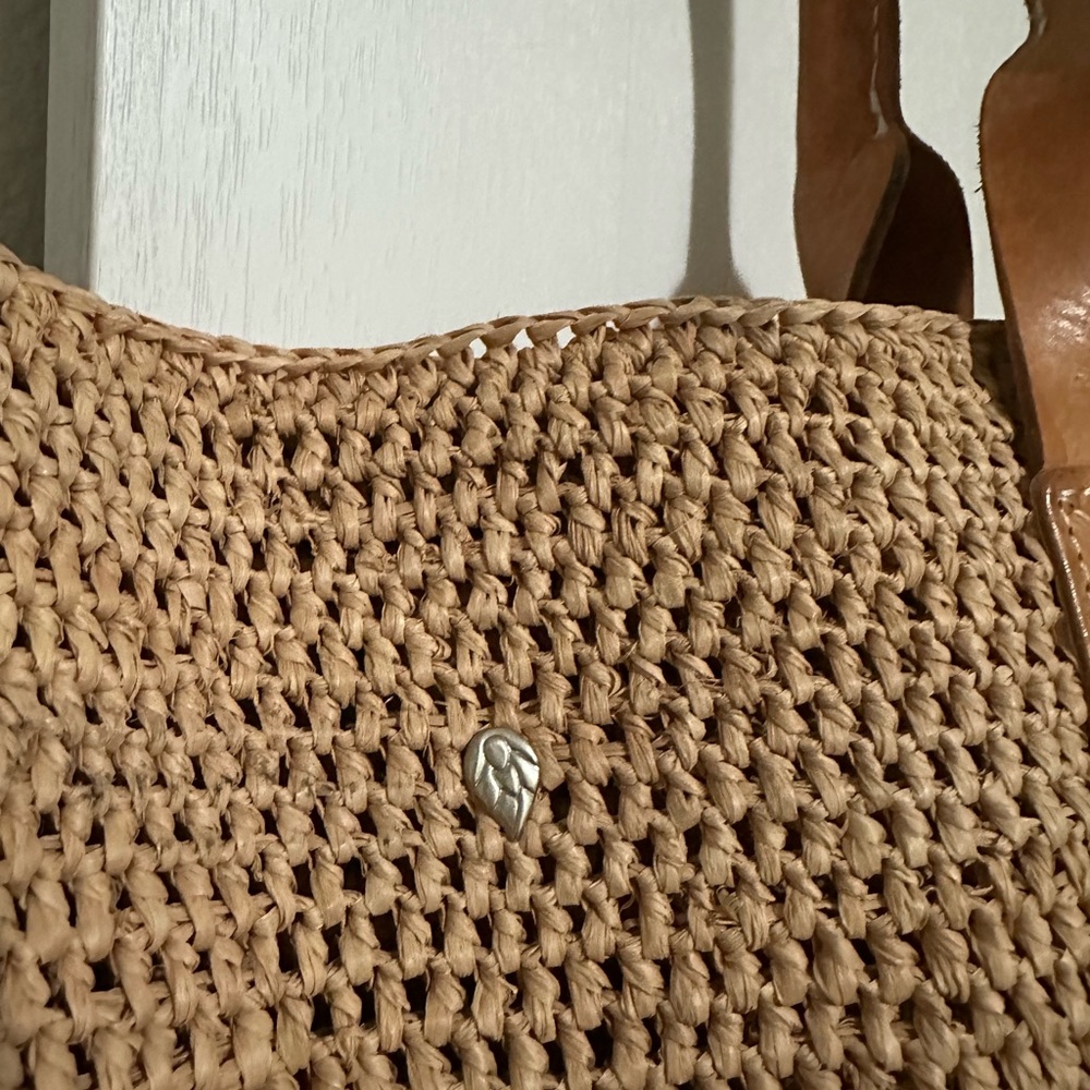 Helen Kaminski Natural Woven Tote with Tan Leather Handles - Picture 2 of 9
